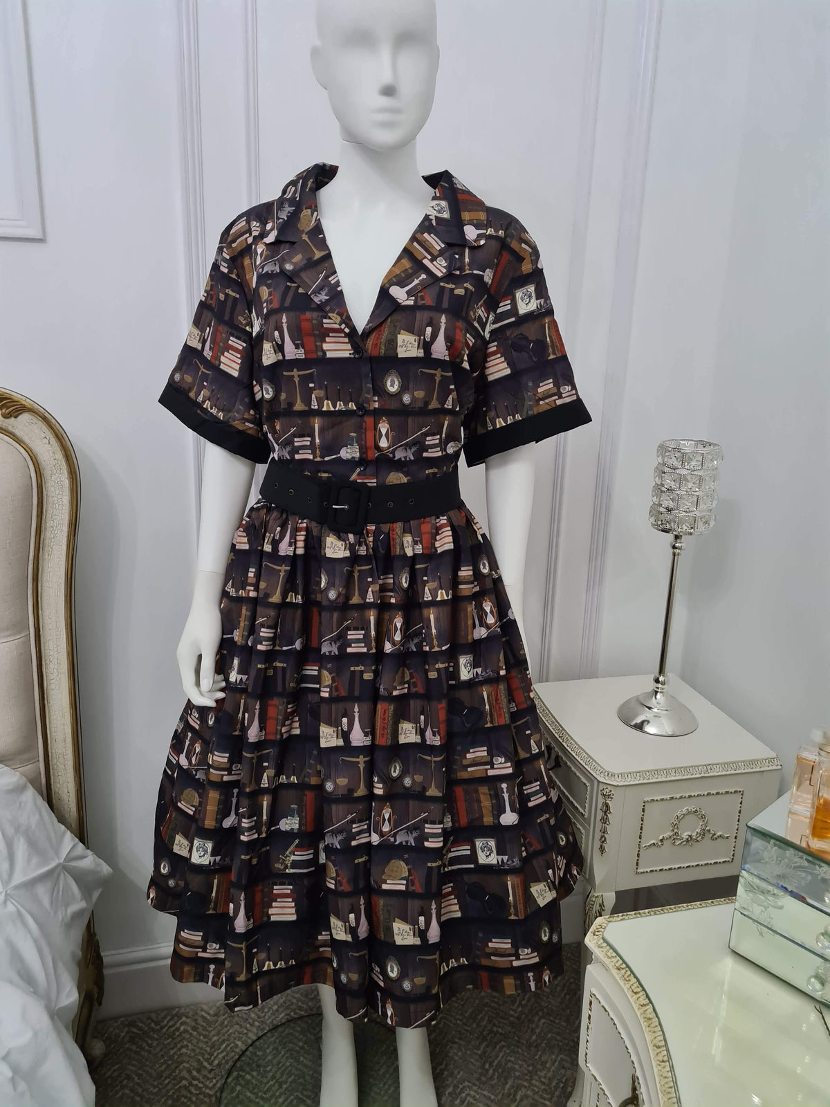 Lindy Bop Bletchley Detective Bookcase - HerSecretCloset.co.uk