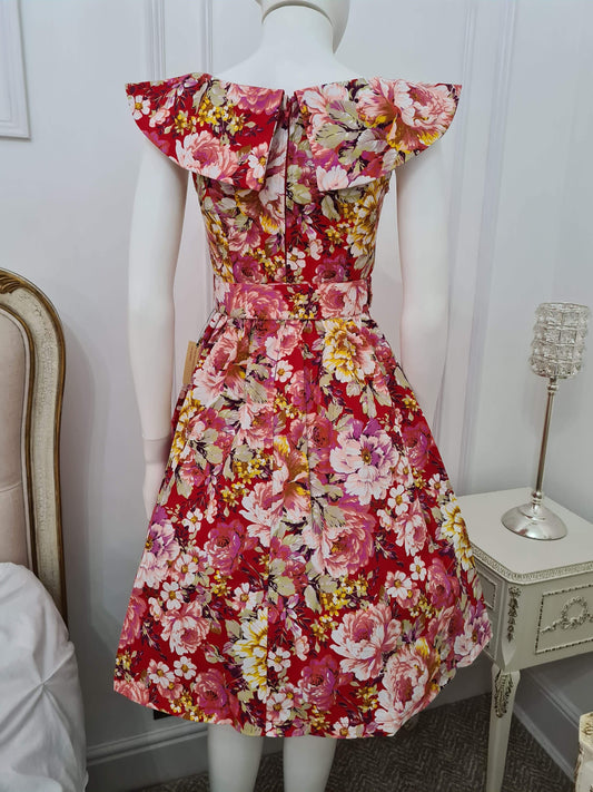 Lindy Bop Petite 'Hetty' Bow Shawl Collar Vintage 50's Red Floral Dress - HerSecretCloset.co.uk