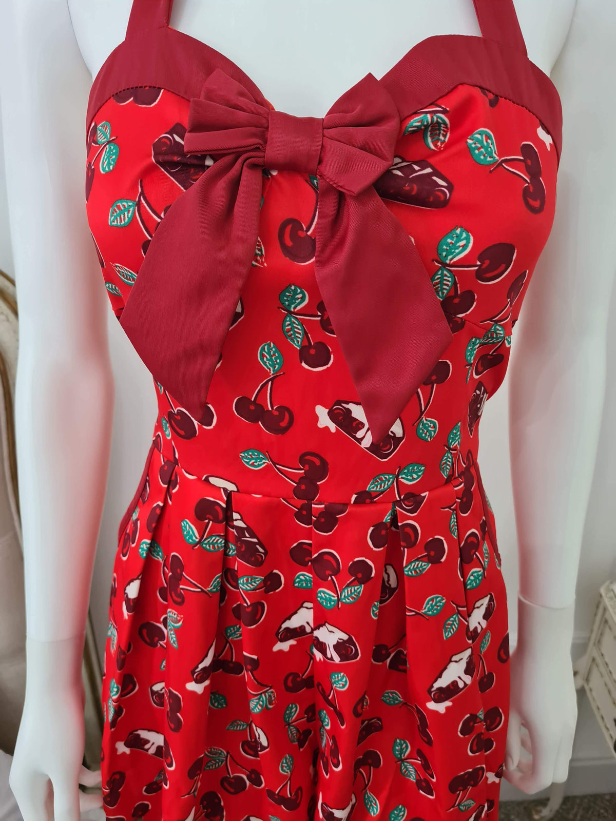 Lindy Bop Lauren Red Cherry Pie - HerSecretCloset.co.uk