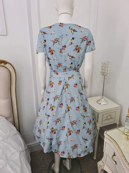 Lindy Bop Dawn Pansy Floral Summer Dress - HerSecretCloset.co.uk
