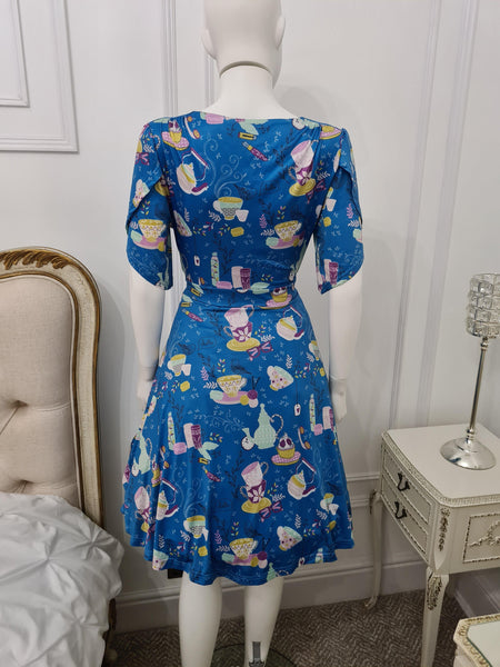 Lindy Bop Camilla Blue Teacups Stretchy Dress - HerSecretCloset.co.uk