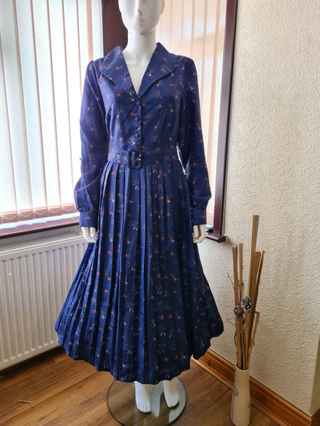 Lindy Bop Shannon Winter Scene Midi Fit and Flare Dress - HerSecretCloset.co.uk