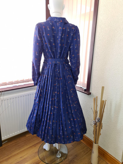 Lindy Bop Shannon Winter Scene Midi Fit and Flare Dress - HerSecretCloset.co.uk