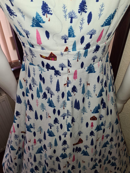 Lindy Bop Clarissa White Winter Dress - HerSecretCloset.co.uk
