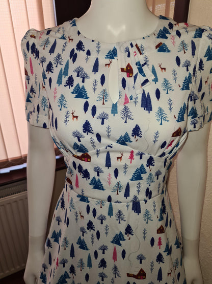 Lindy Bop Clarissa White Winter Dress - HerSecretCloset.co.uk