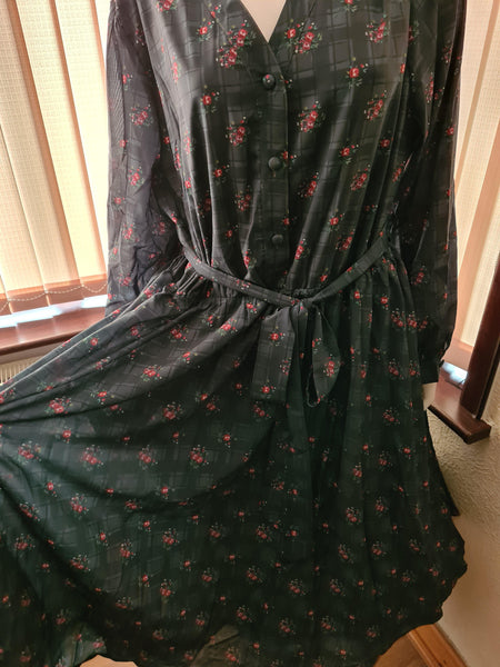 Lindy Bop Ivory Rose Plaid Check Dress - HerSecretCloset.co.uk