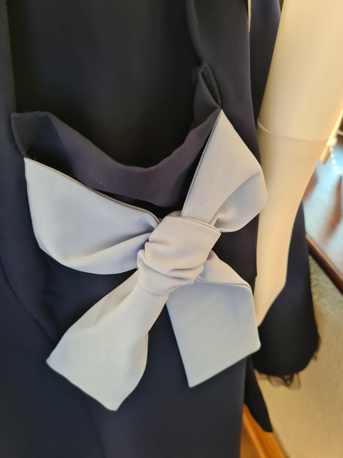 Lindy Bop Lovi Deep Blue Swing Skirt - HerSecretCloset.co.uk