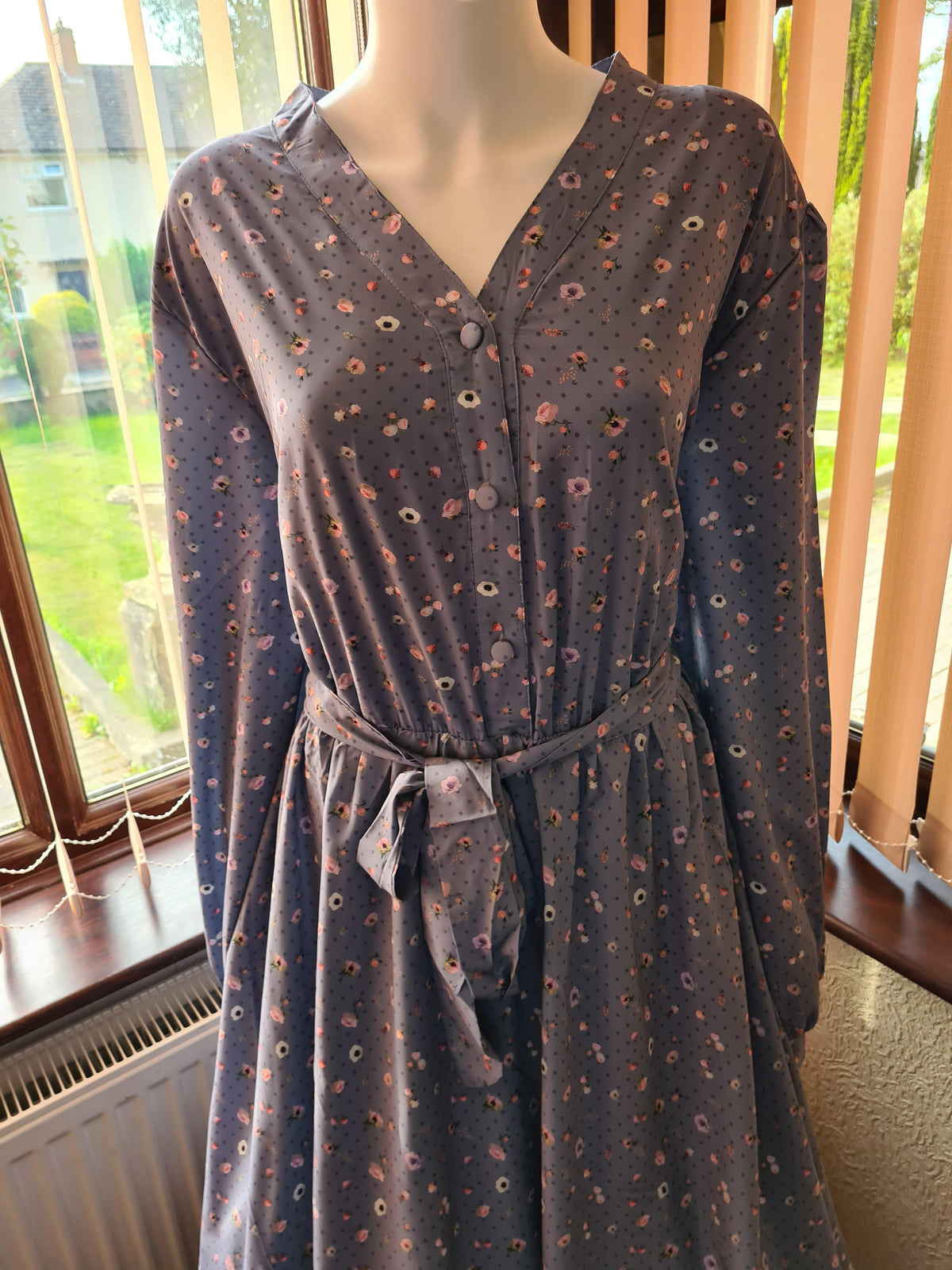 Lindy Bop 'Ivory' Vintage Style Pressed Watercolour Floral Print Shirt Dress - HerSecretCloset.co.uk