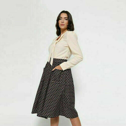 Lindy Bop Adalene GOLDEN Vintage Bee Print Swing Skirt with Pockets