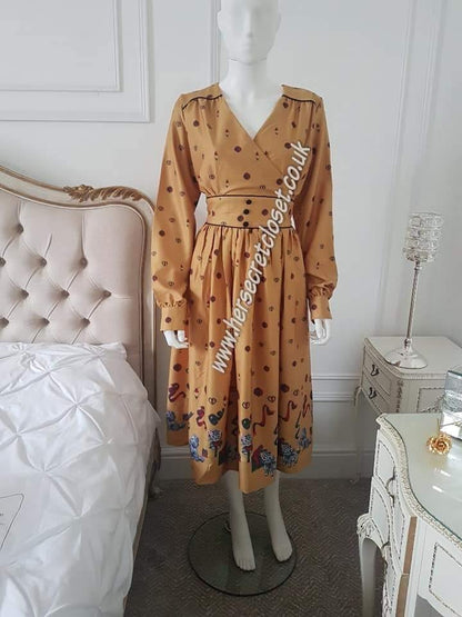 Lindy Bop Kara Mustard Kittens Dress With Inseam Pockets - HerSecretCloset.co.uk